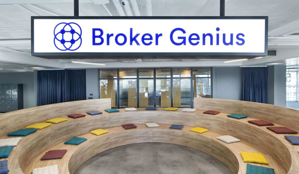 Denys Von Arend decoración Oficina Broker Genius